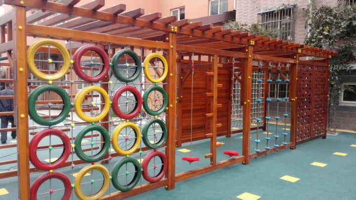 幼儿园实木轮胎组合攀爬架 户外攀爬墙