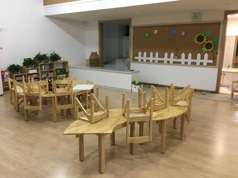 【幼儿园四分之一圆桌】山东厚朴幼儿园实木桌