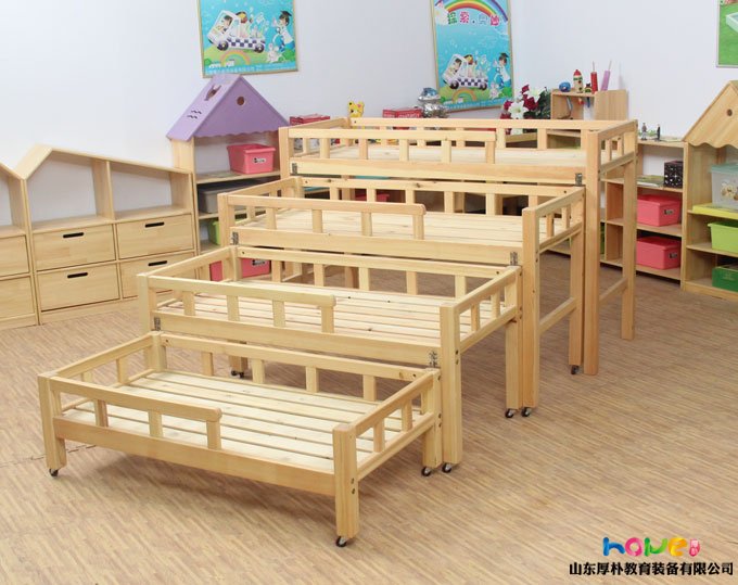 幼儿园家具采购：樟子松幼儿园家具的优缺点
