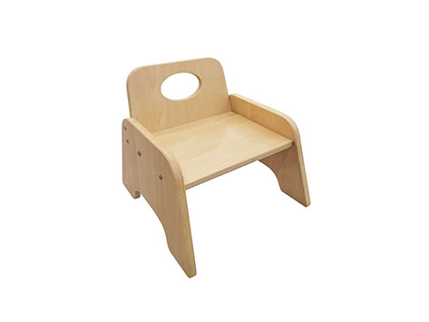 幼儿园托育实木椅子
