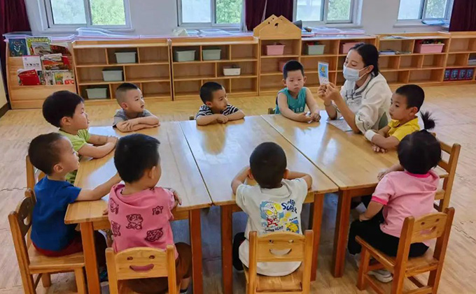 全社会共同努力，才能让托育专业真正成为有吸引力、有前途的朝阳专业